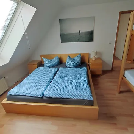 - Seensucht Am Zwenkauer Apartamento Zwenkau