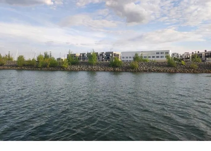 - Seensucht Am Zwenkauer * Zwenkau